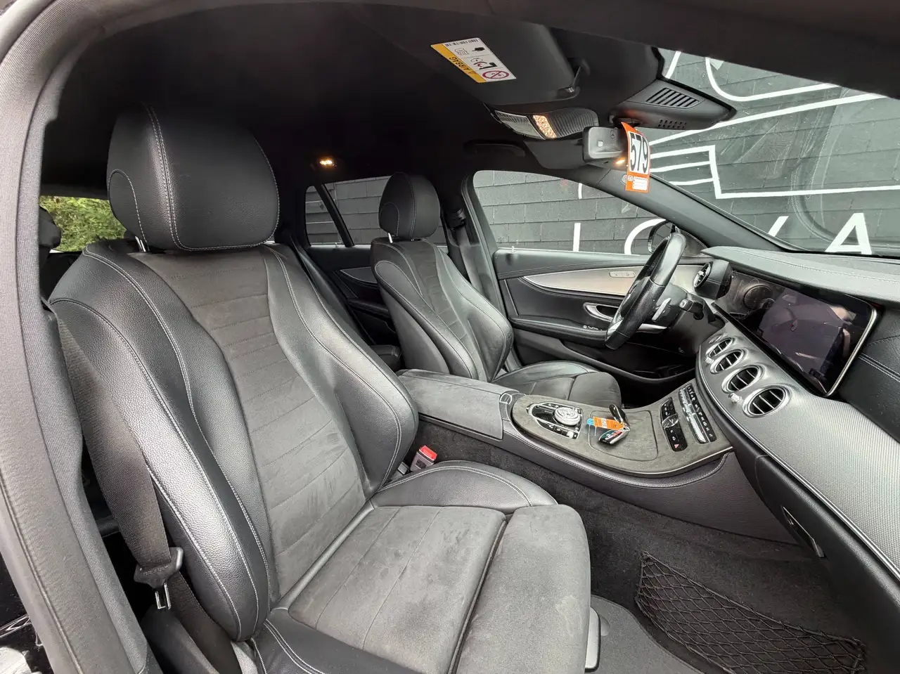 Mercedes-Benz E 200 - 10