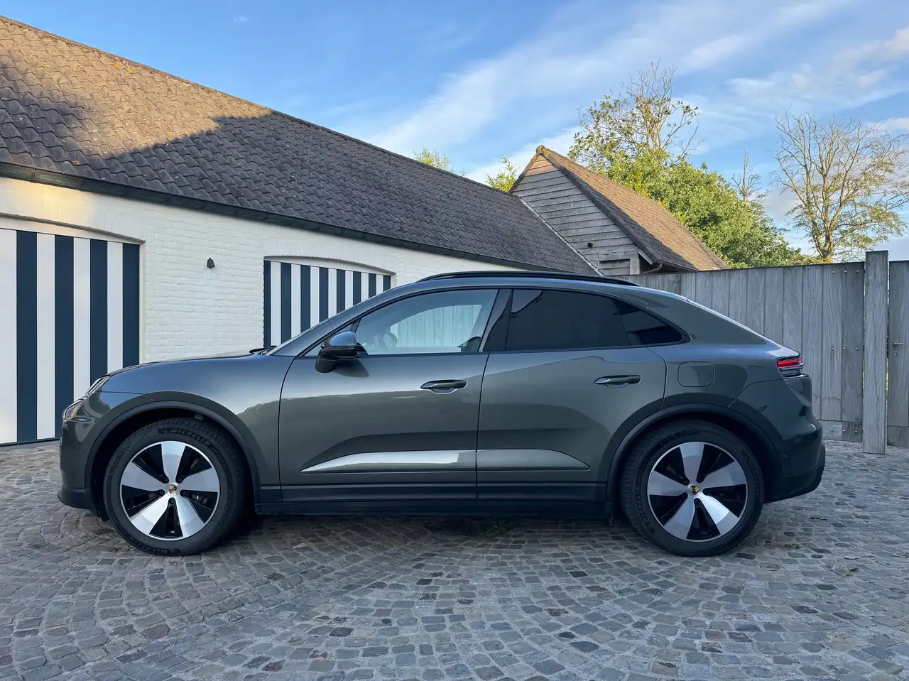 Porsche Macan - 4