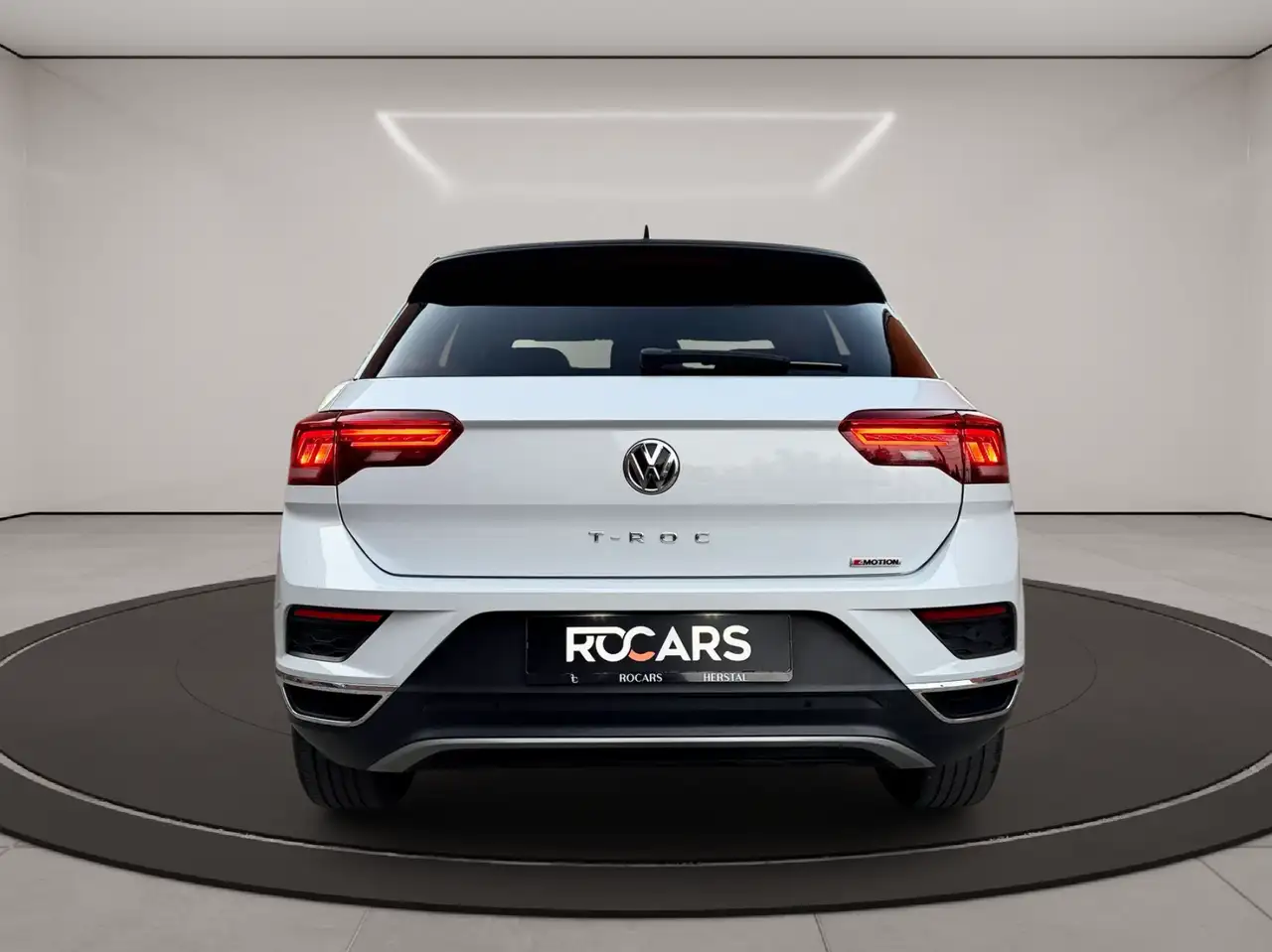 Volkswagen T-Roc - 9