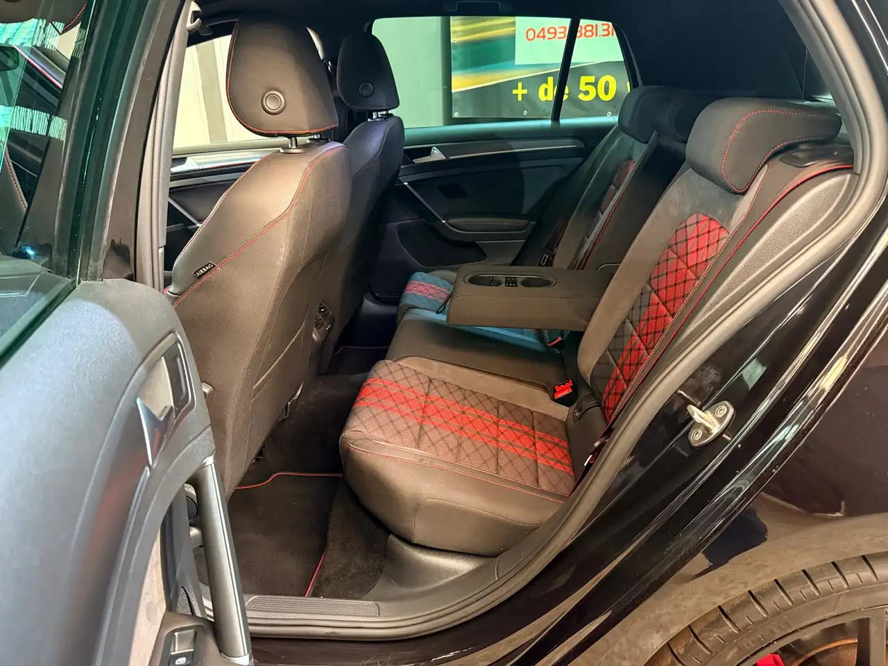 Volkswagen Golf - 17