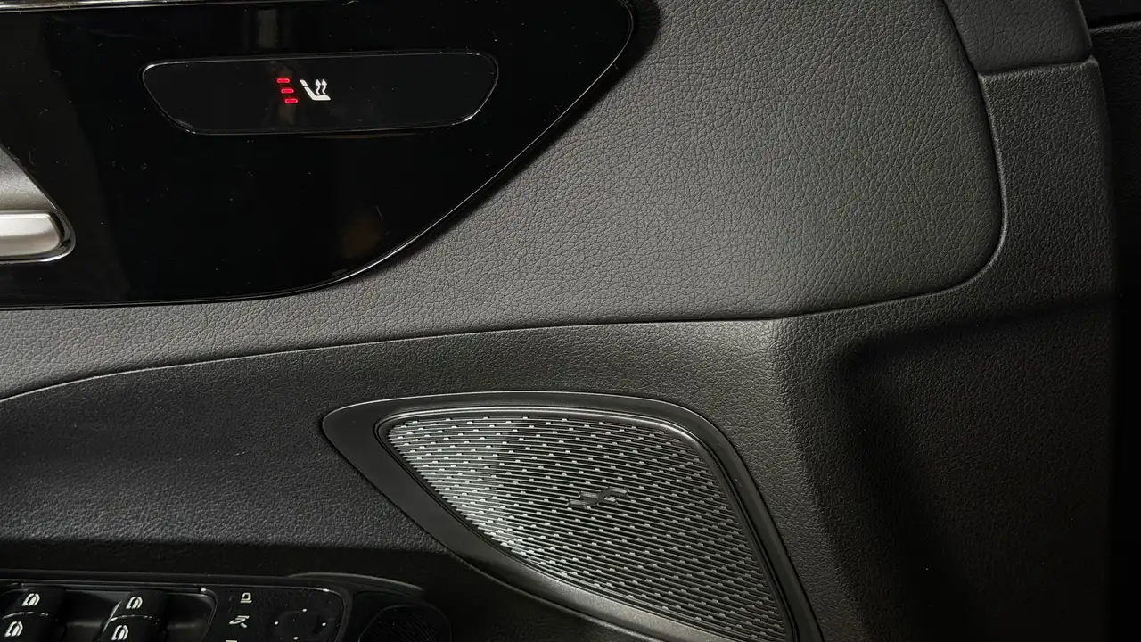 Mercedes-Benz C 200 - 12