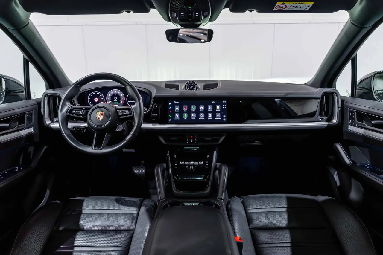 Porsche Cayenne - 10