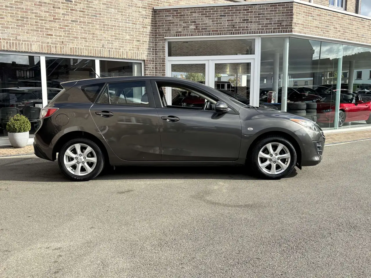 Mazda 3 - 6