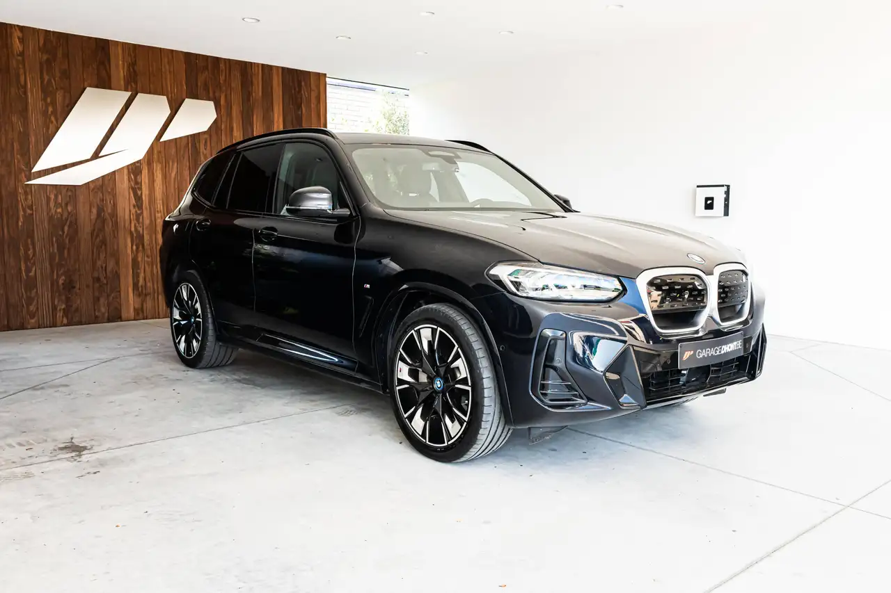BMW iX3 - 7