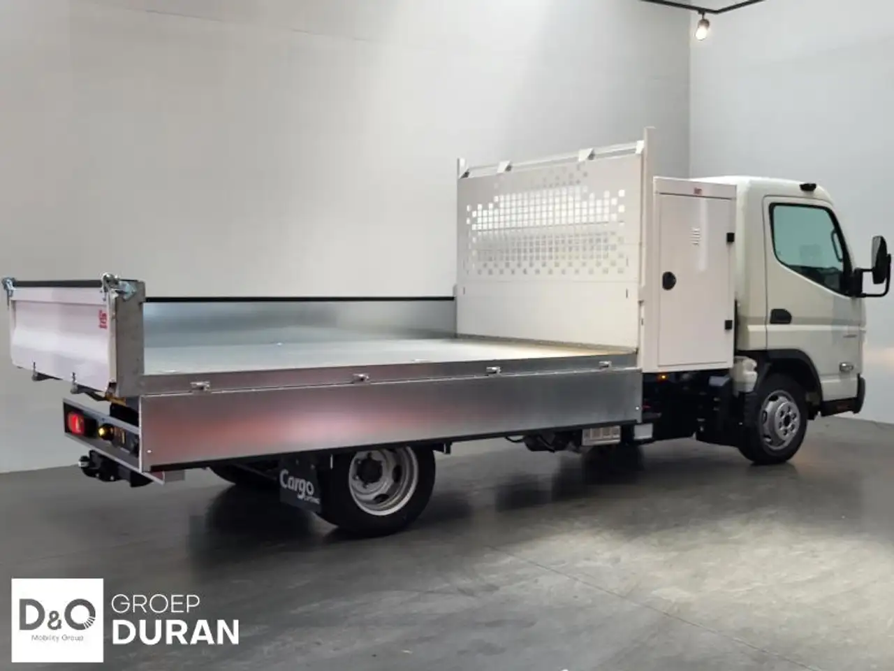 Mitsubishi Canter - 6