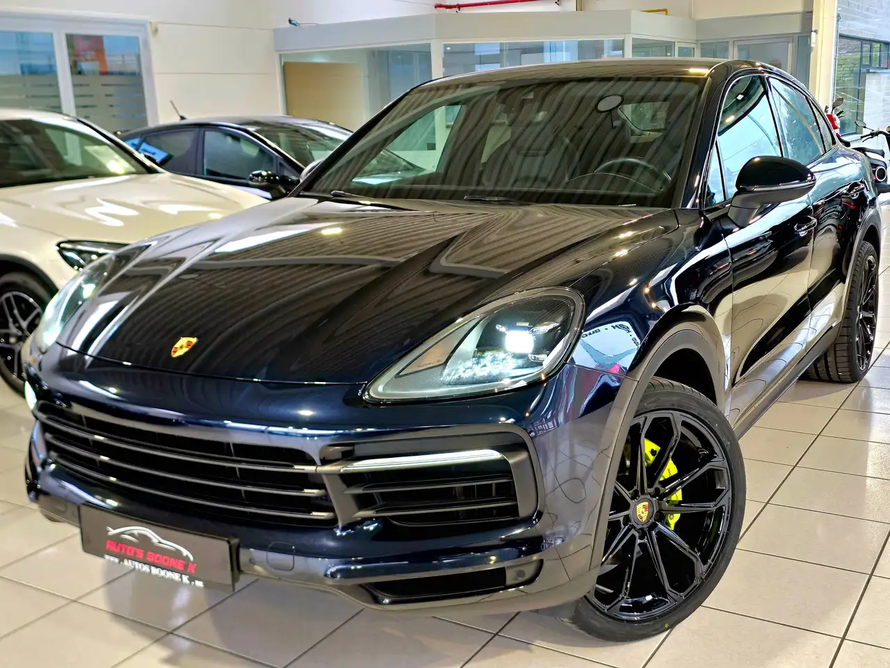 Porsche Cayenne - 1