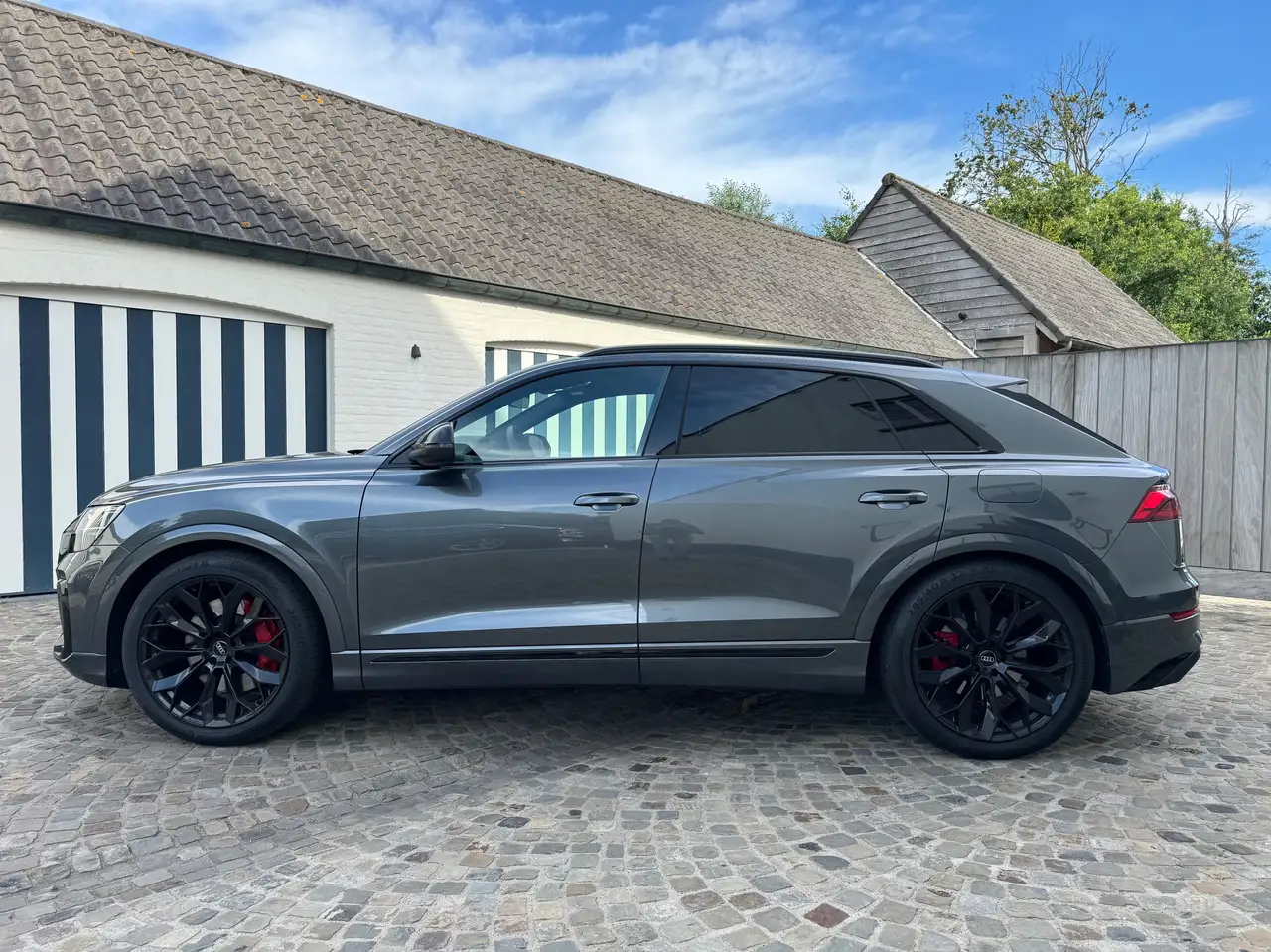 Audi Q8 - 3