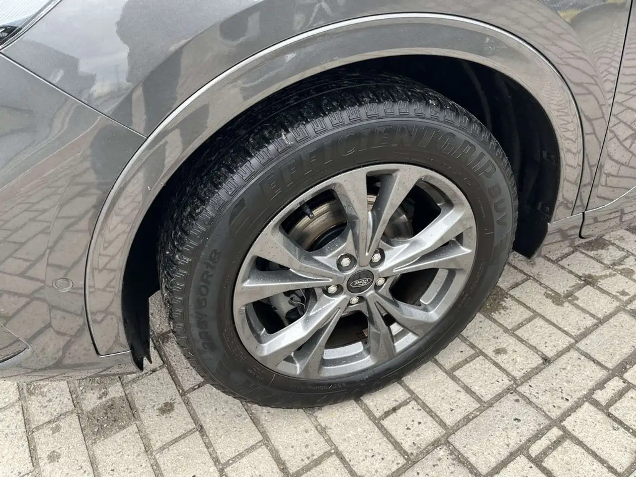 Ford Kuga - 9
