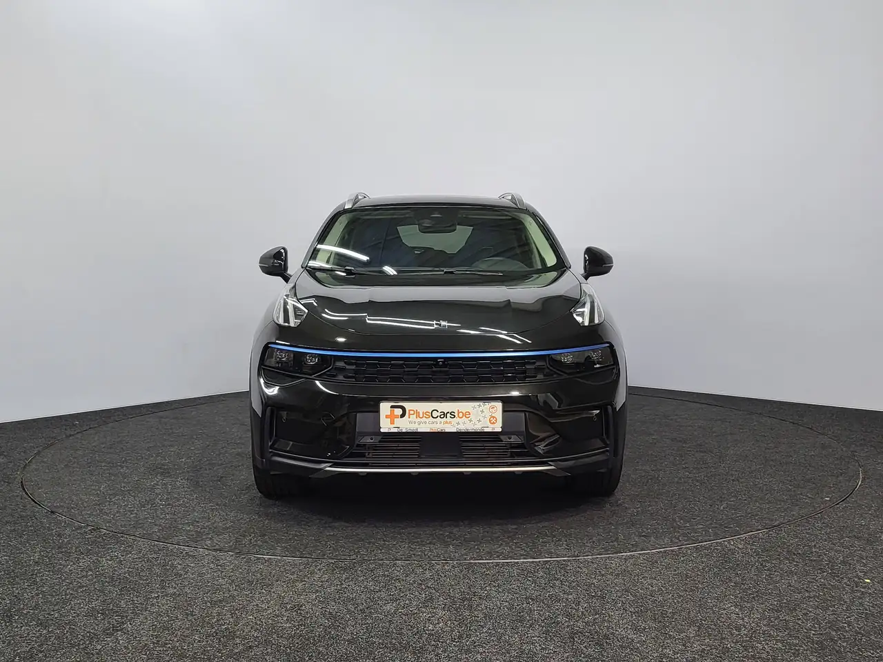 Lynk & Co 01 - 2