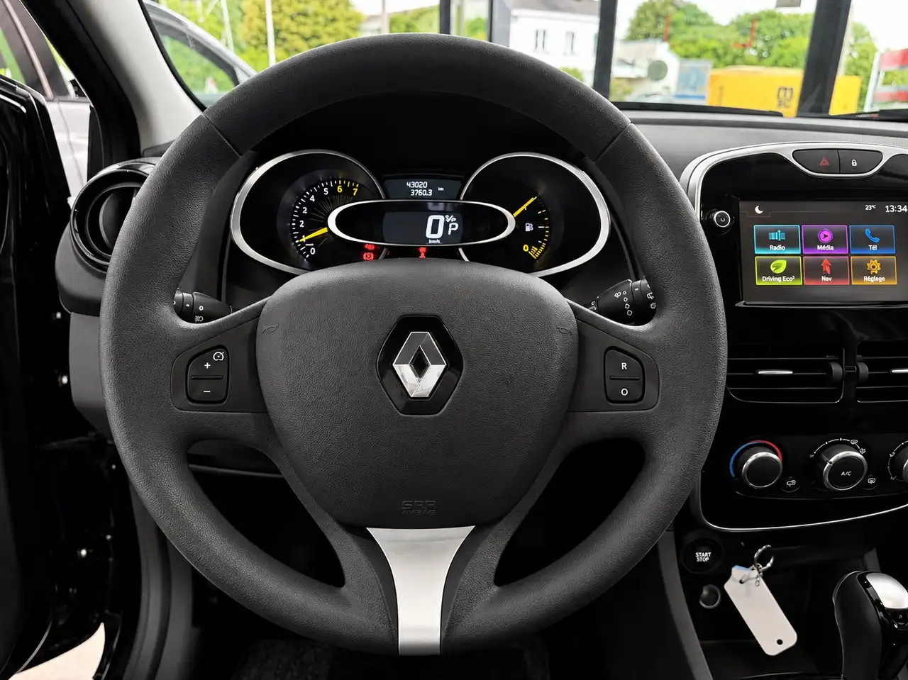 Renault Clio - 12