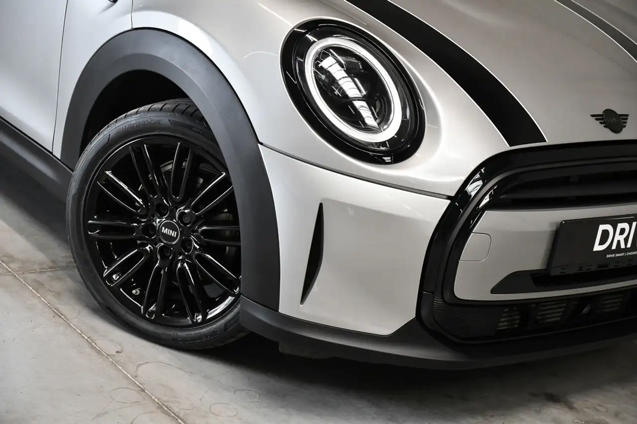 MINI Cooper Cabrio - 10
