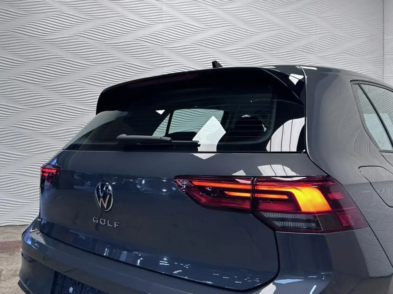 Volkswagen Golf - 9