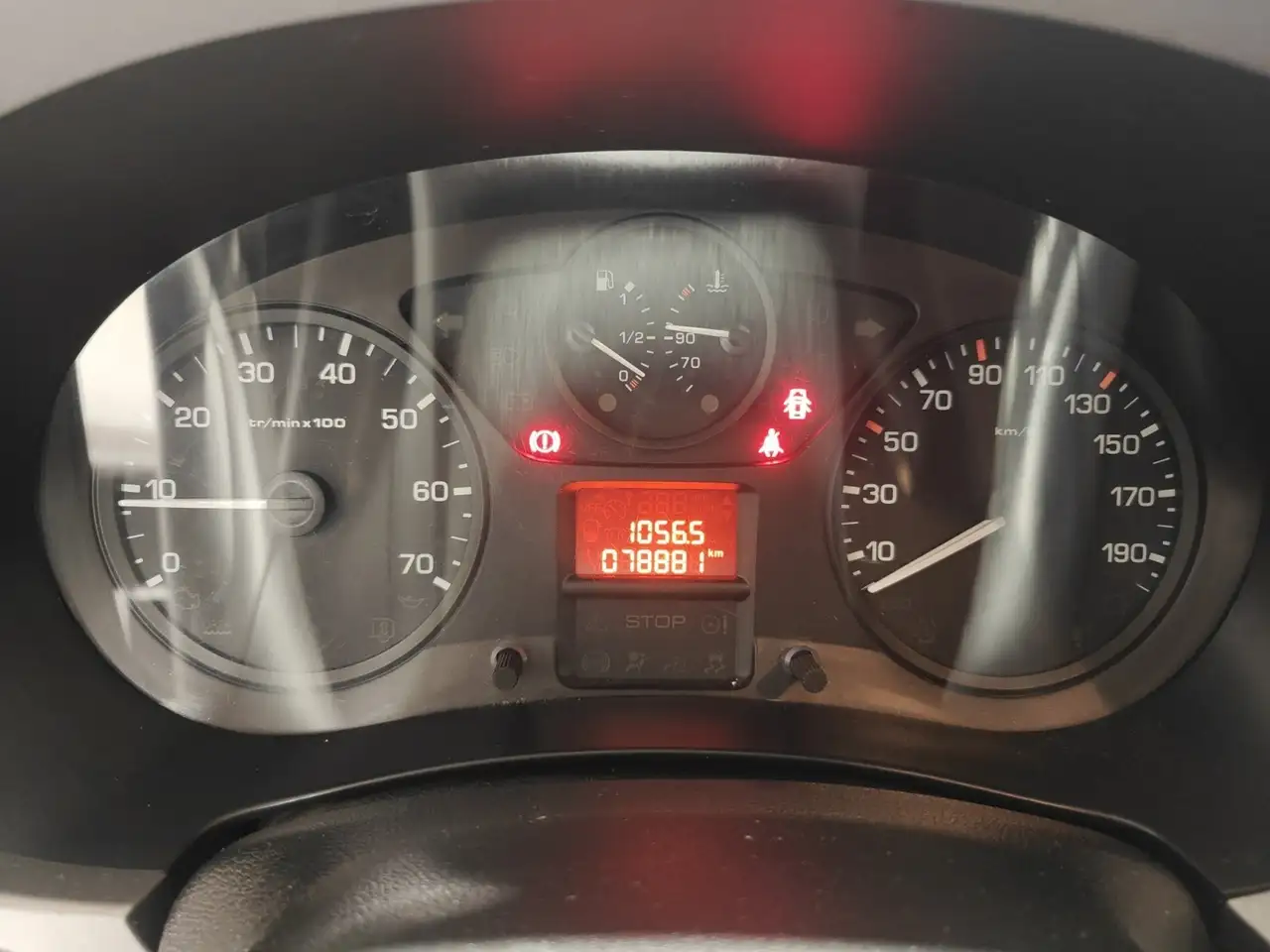 Peugeot Partner - 9