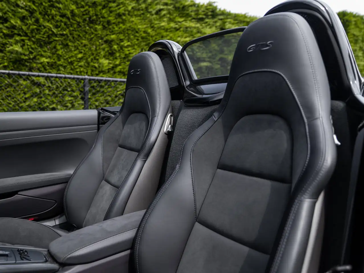 Porsche 718 - 12