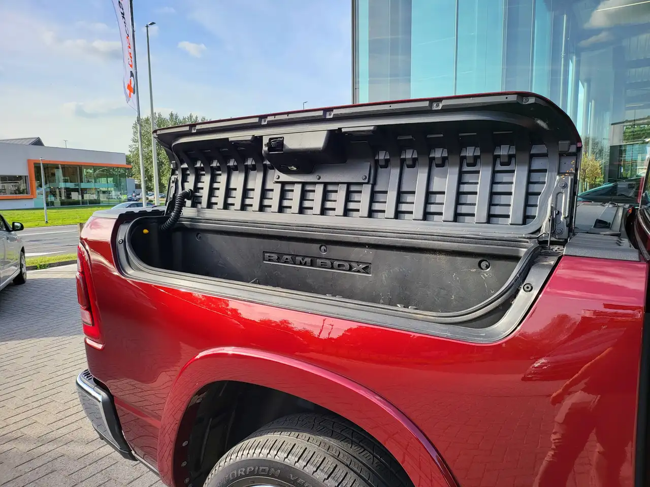 Dodge RAM - 10