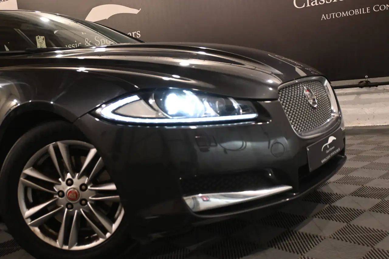Jaguar XF - 4