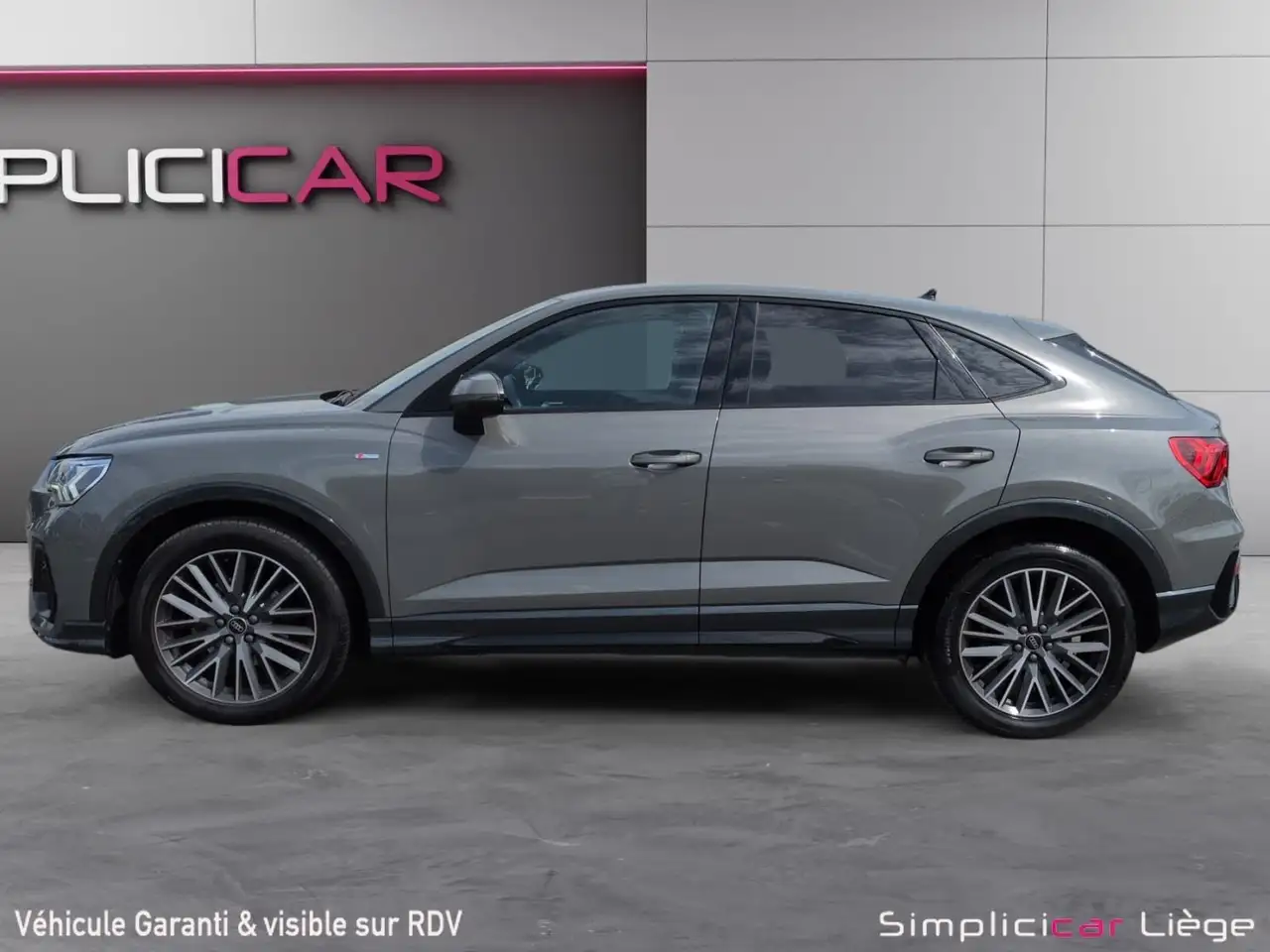 Audi Q3 - 4