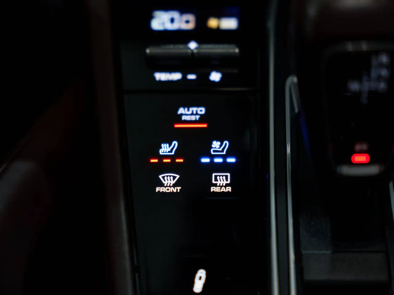 Porsche Cayenne - 12