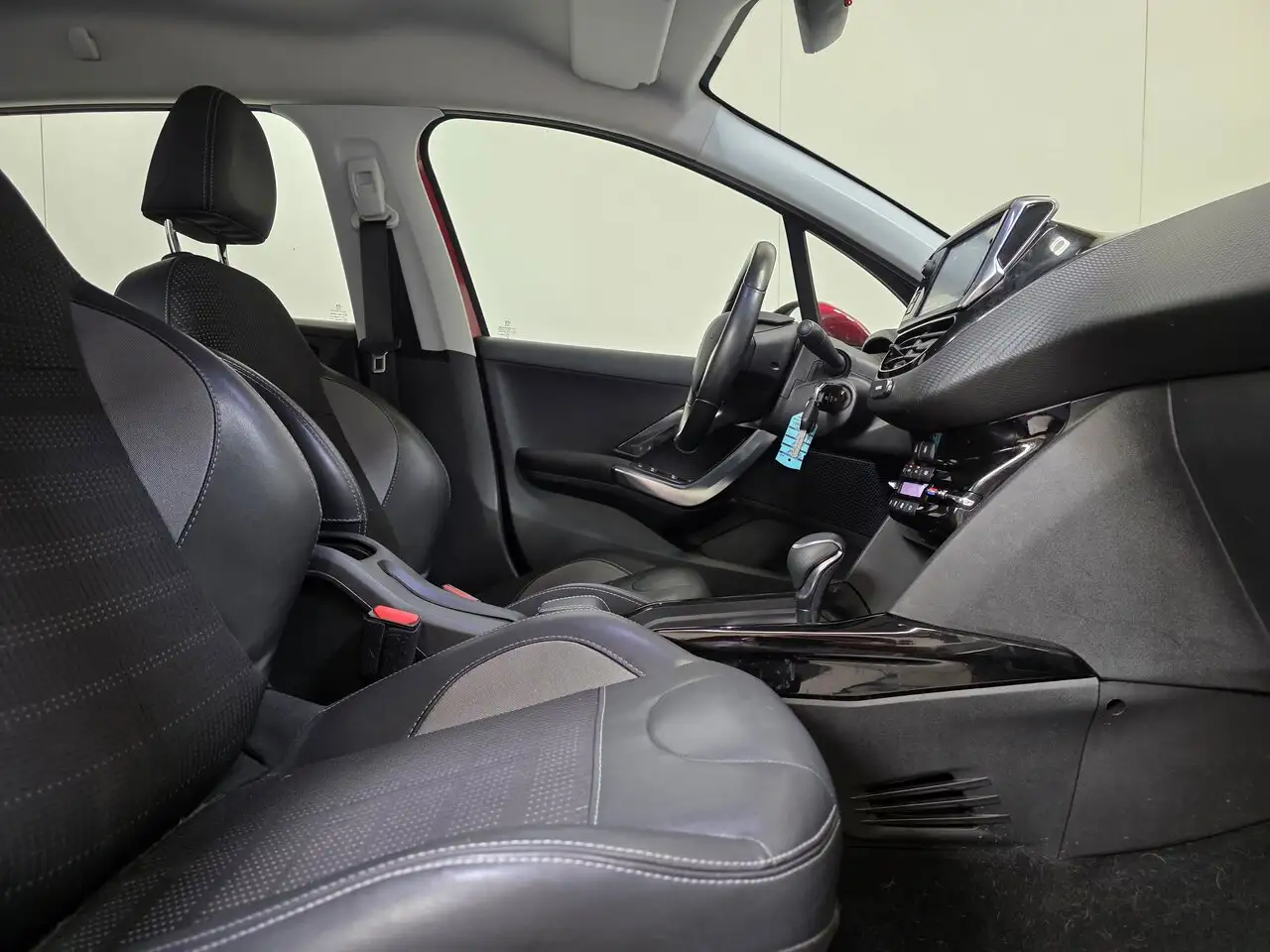 Peugeot 2008 - 2