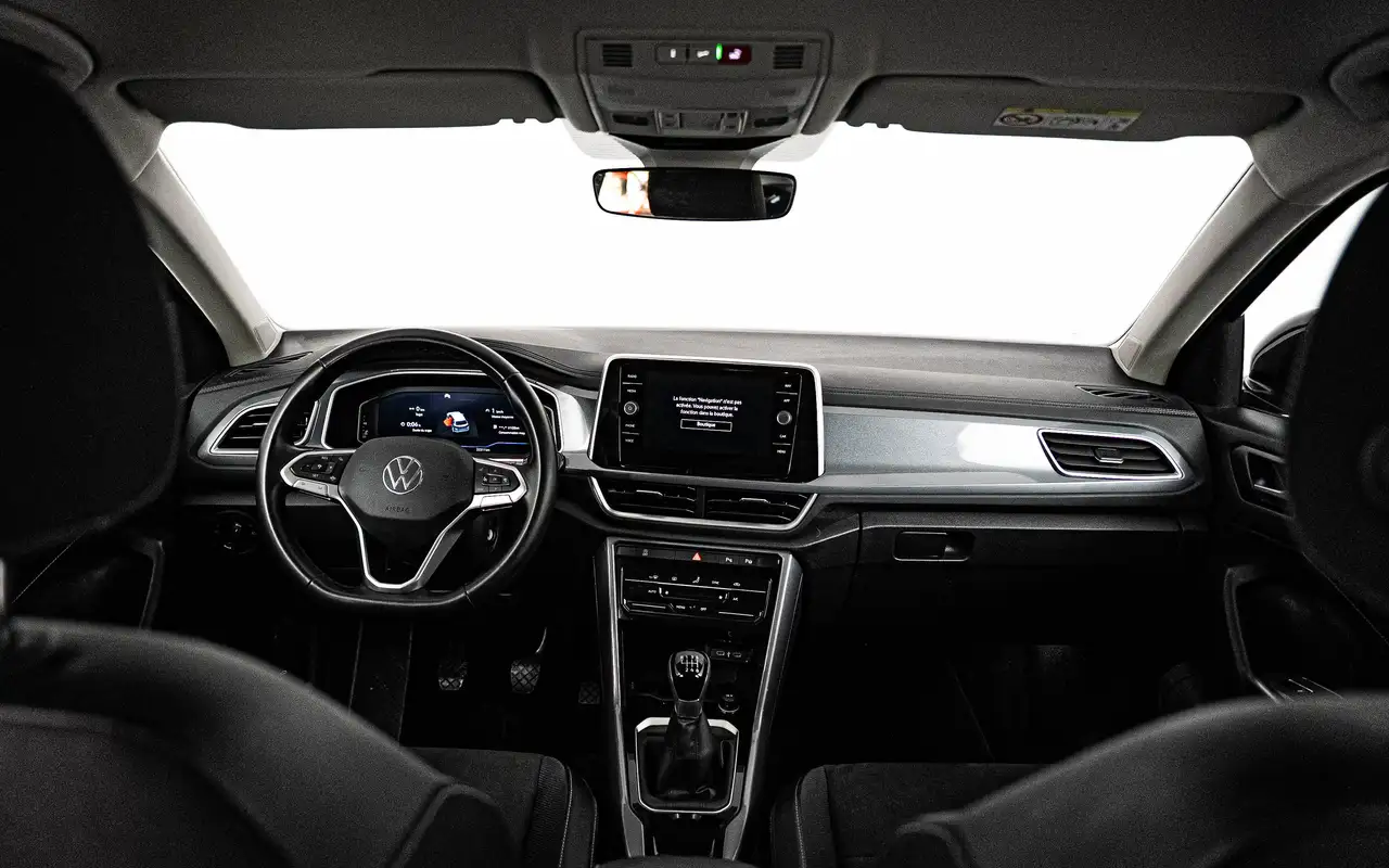 Volkswagen T-Roc - 10