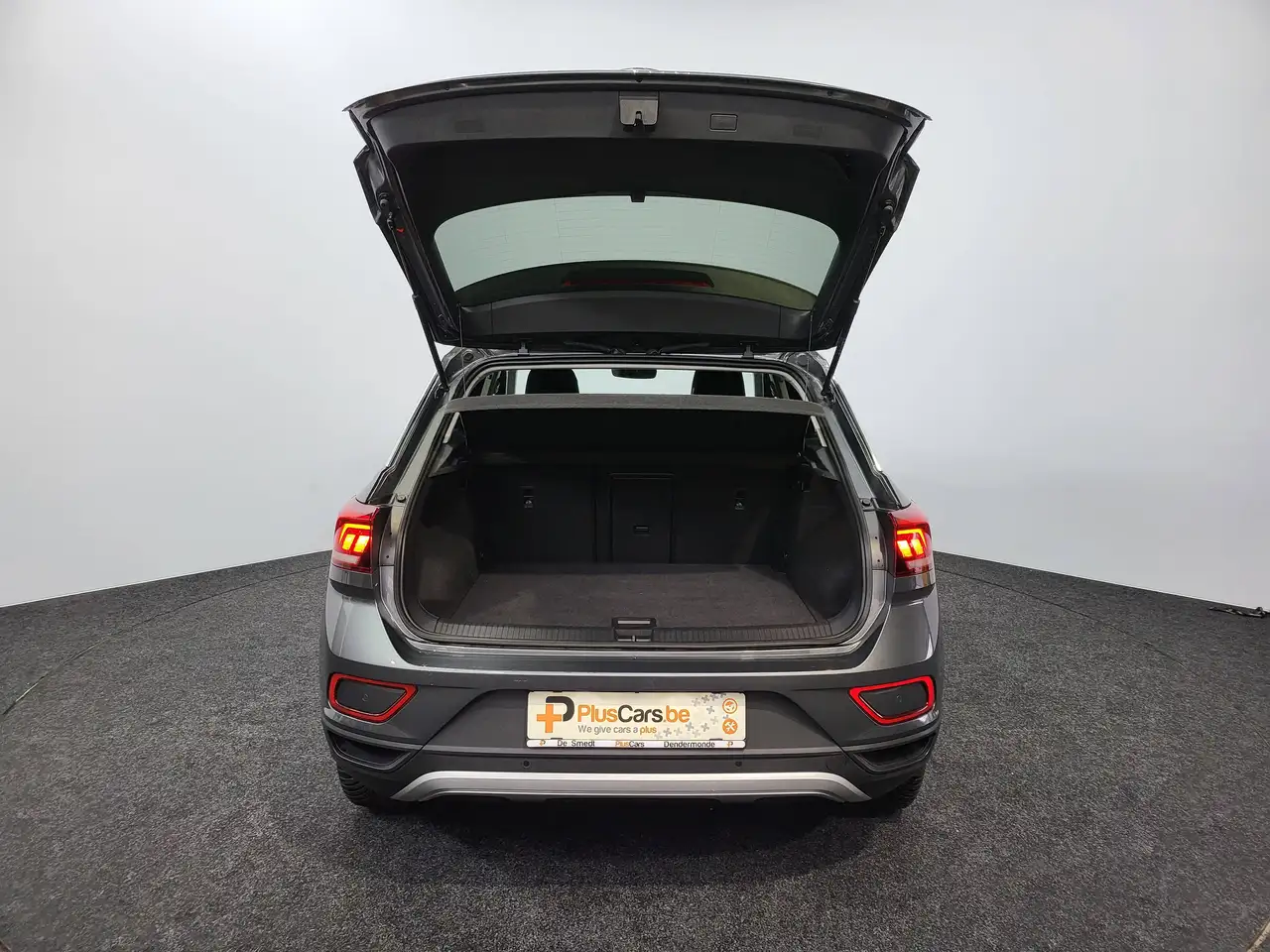 Volkswagen T-Roc - 9
