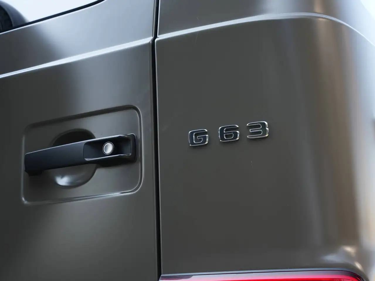 Mercedes-Benz G 63 AMG - 9