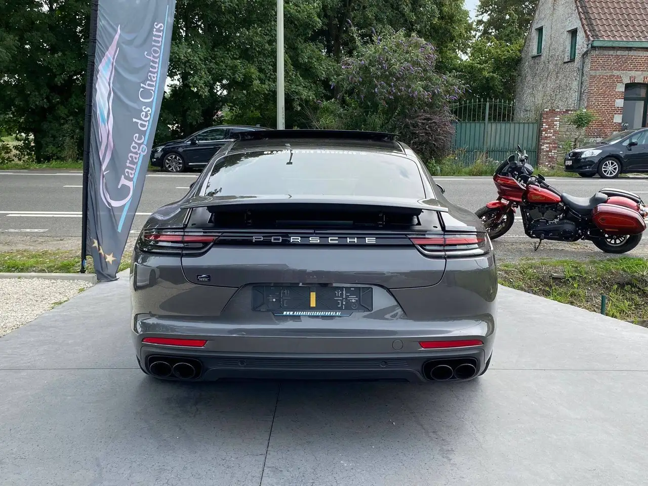 Porsche Panamera - 8