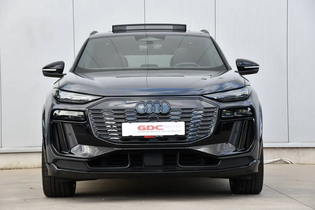 Audi Q6 e-tron - 3