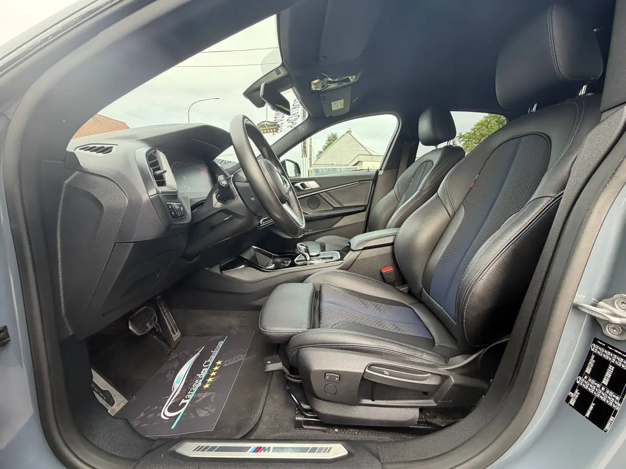 BMW 218 - 9