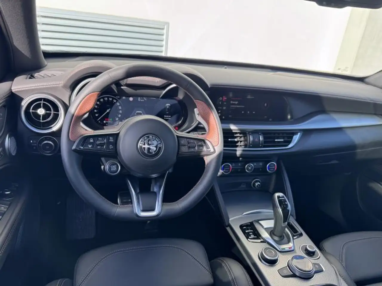 Alfa Romeo Stelvio - 5