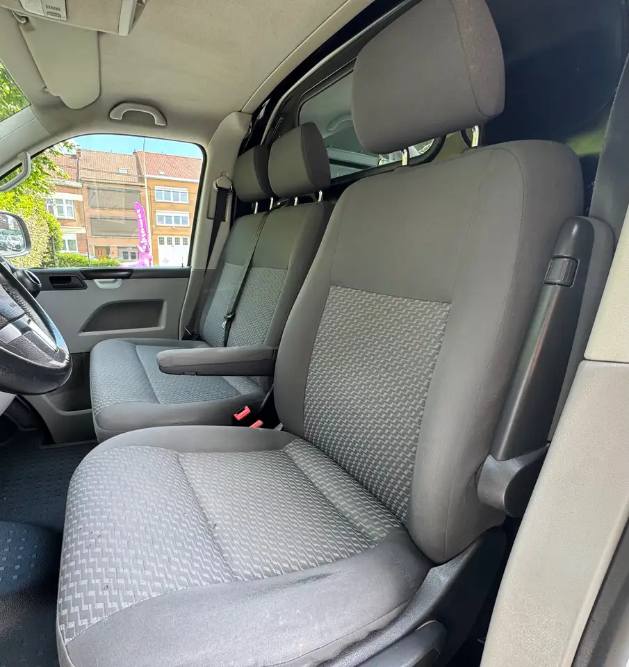 Volkswagen T6 Transporter - 8