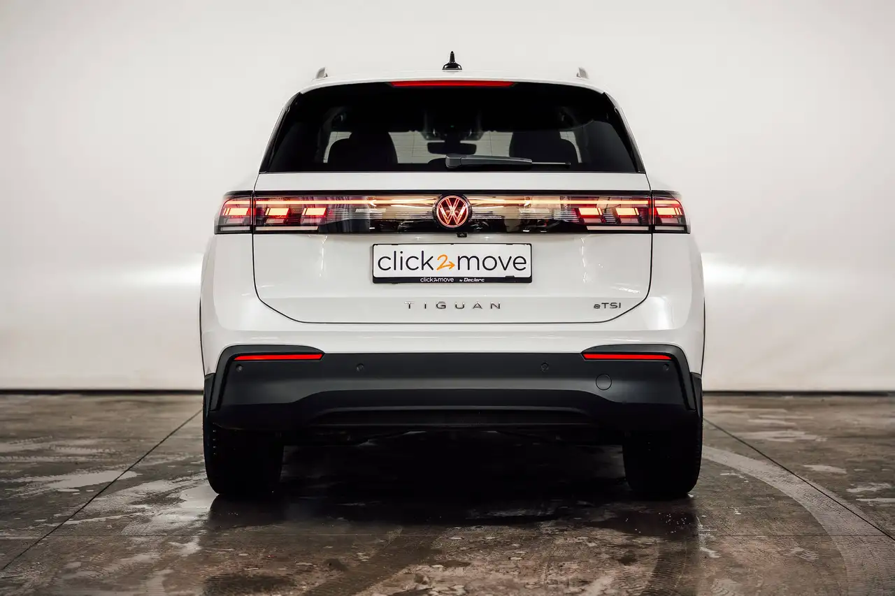 Volkswagen Tiguan - 5