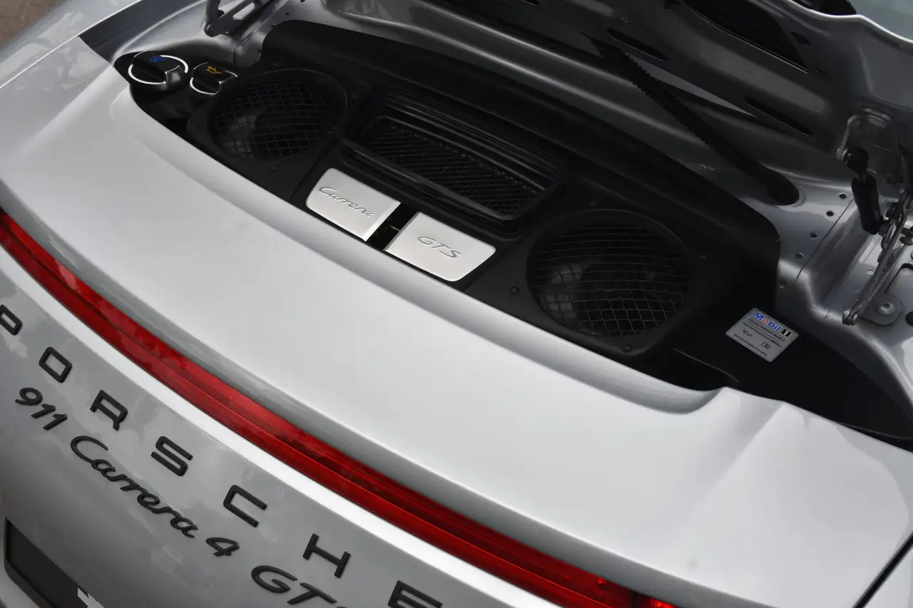 Porsche 991 - 6