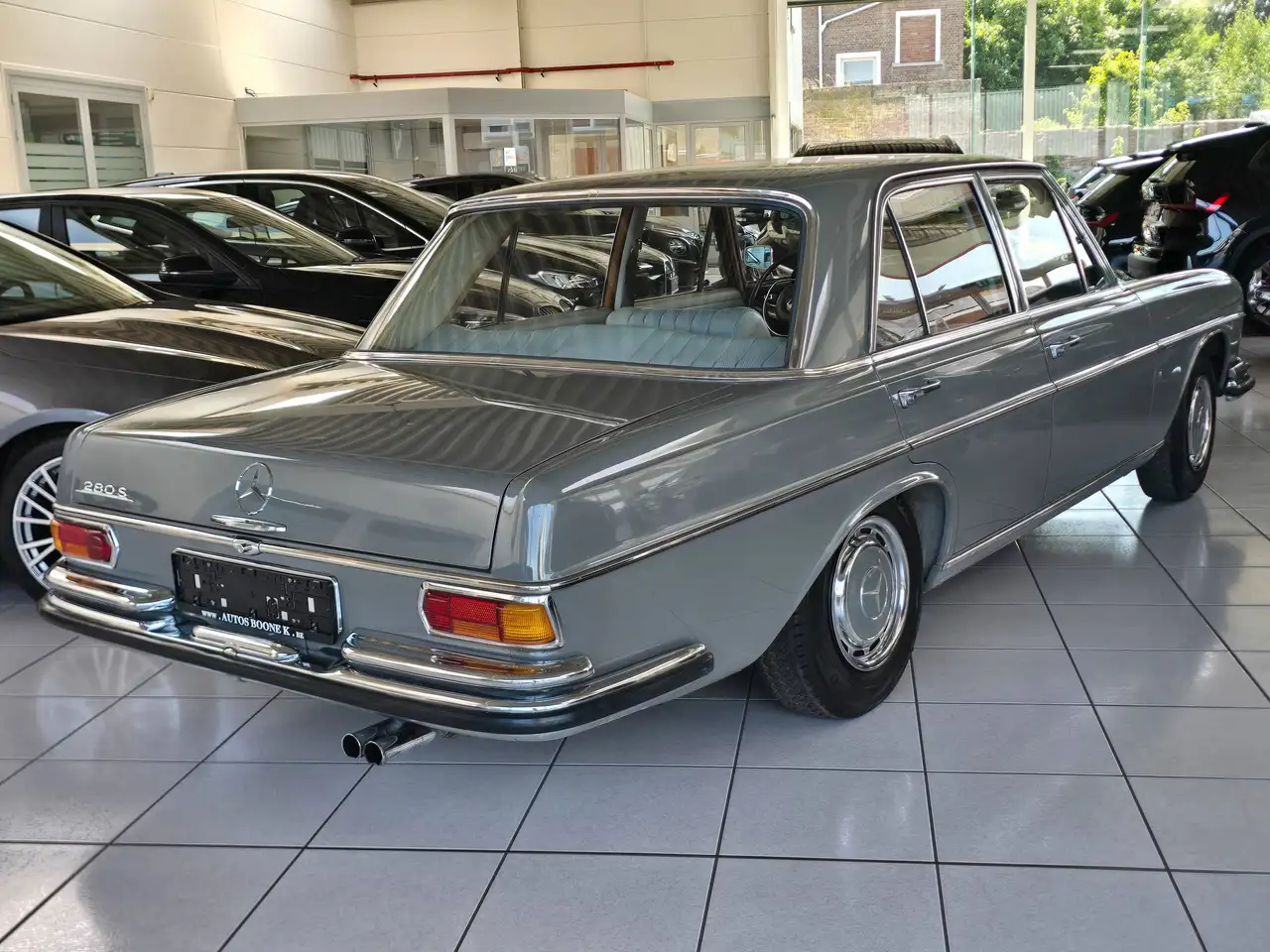 Mercedes-Benz 280 - 5
