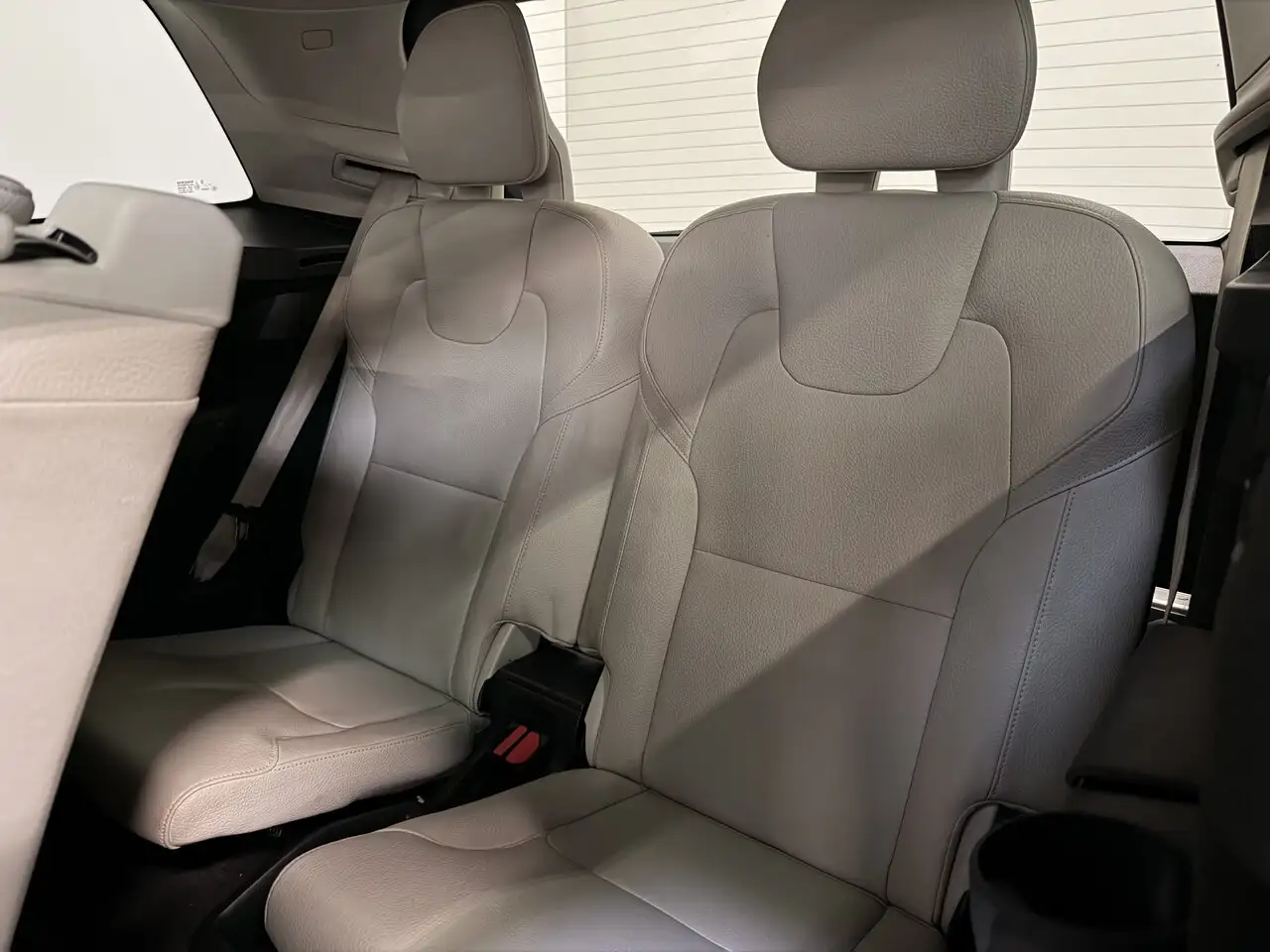 Volvo XC90 - 11