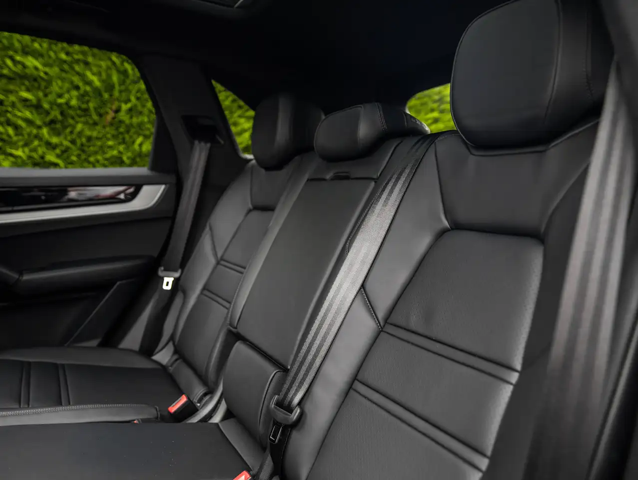 Porsche Cayenne - 8