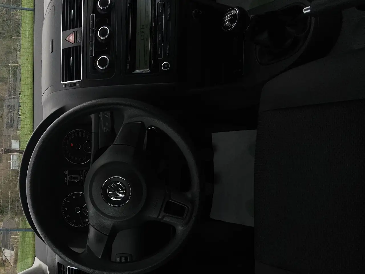 Volkswagen Touran - 8