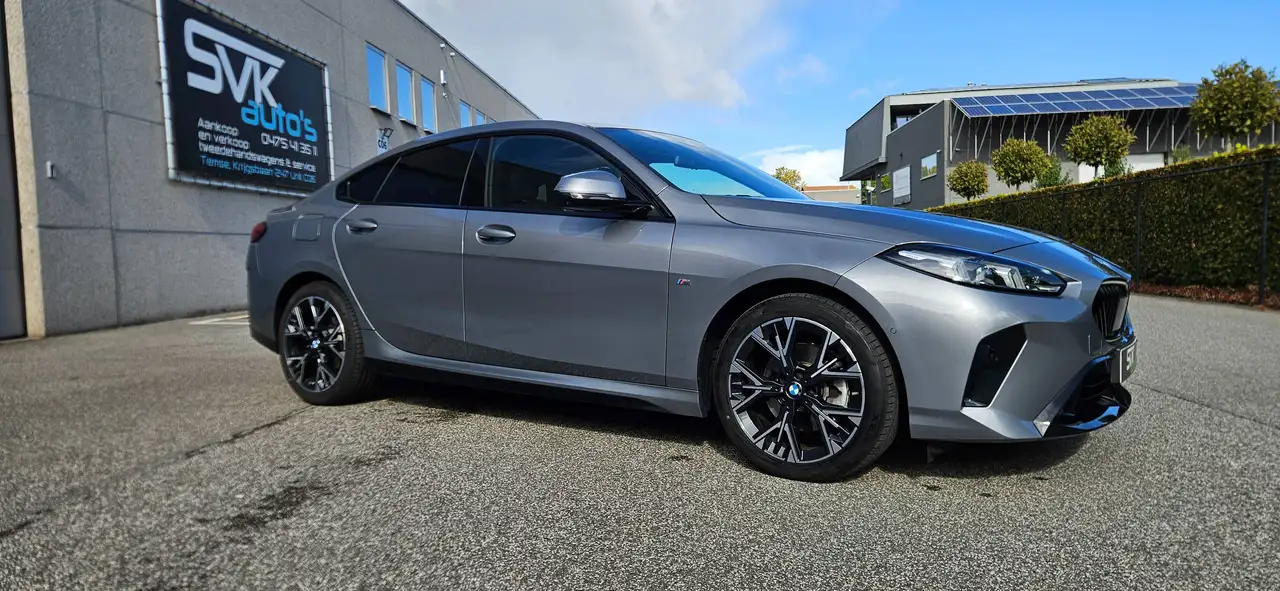 BMW 220 - 8