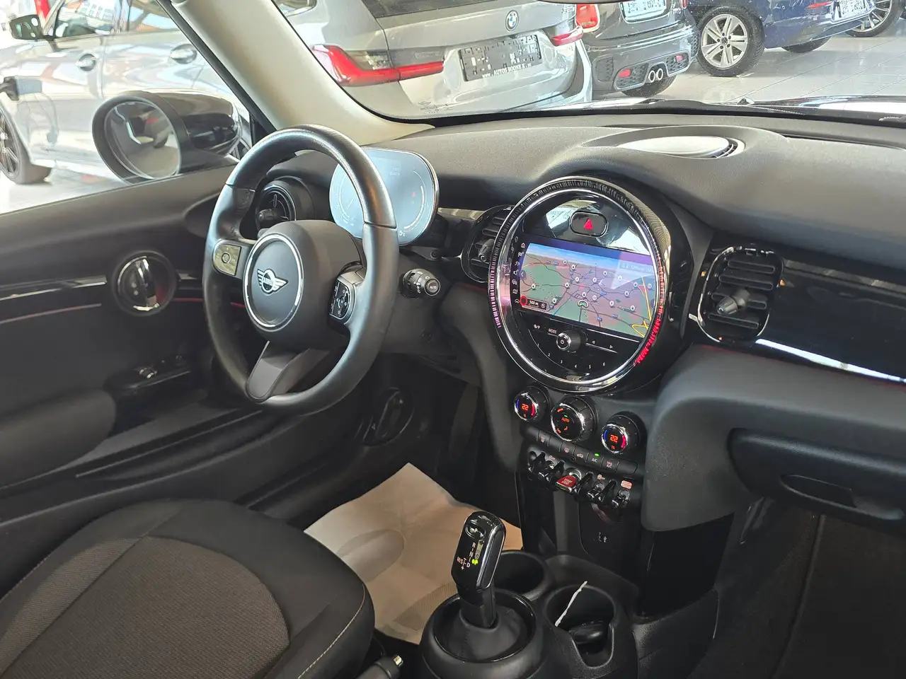 MINI Cooper - 12