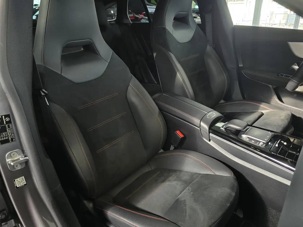 Mercedes-Benz CLA 250 - 12