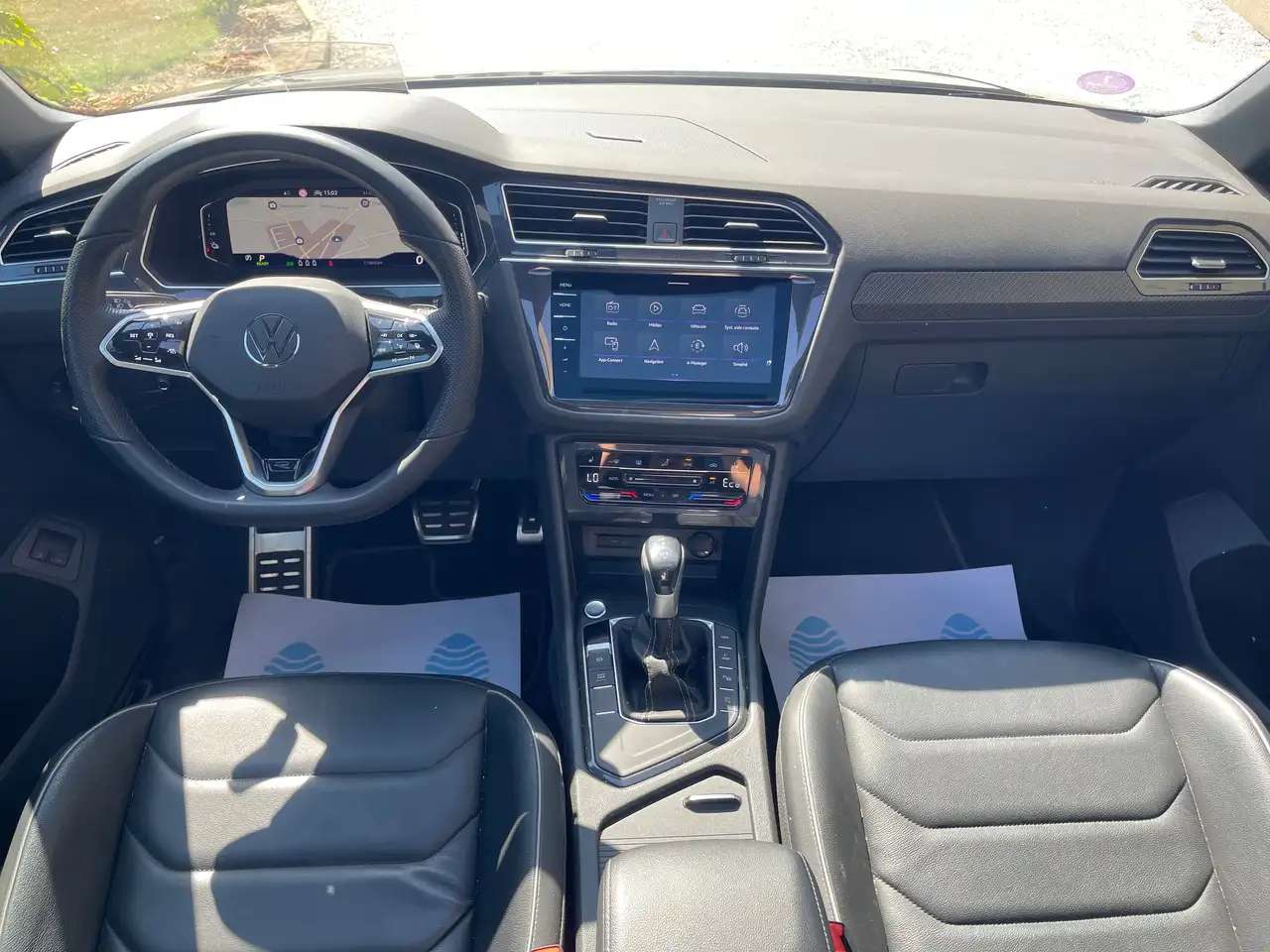 Volkswagen Tiguan - 11