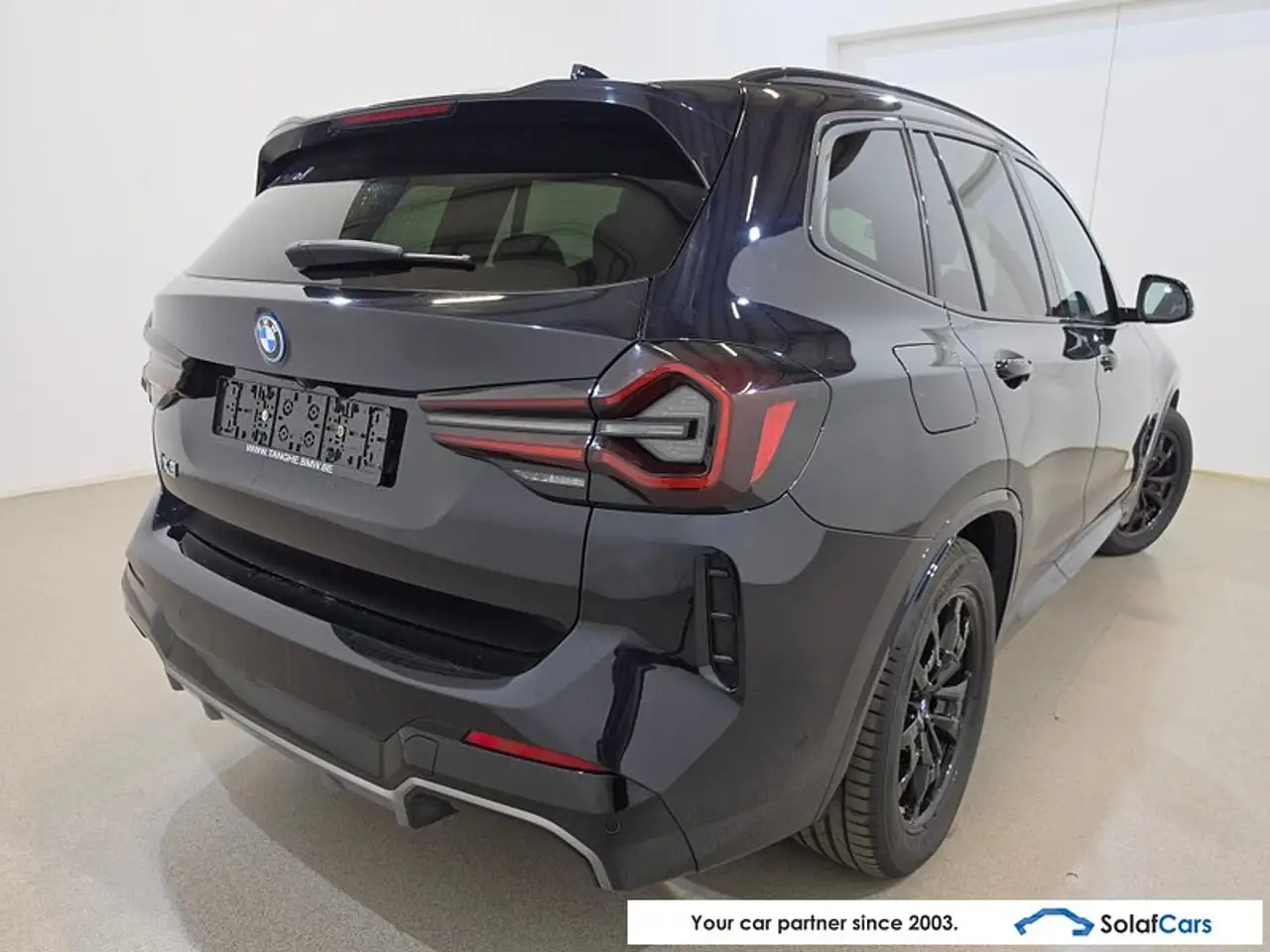 BMW iX3 - 4