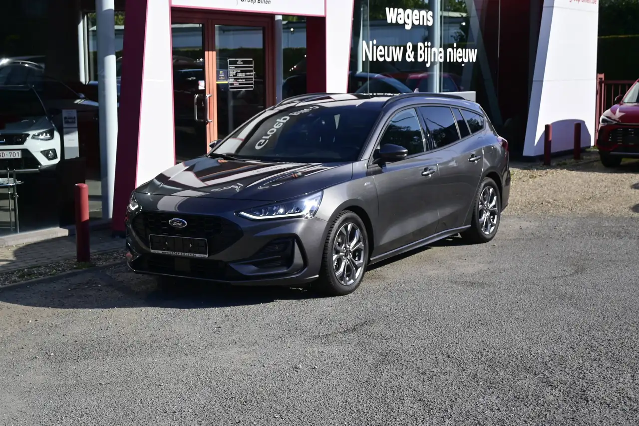 Ford Focus - 11
