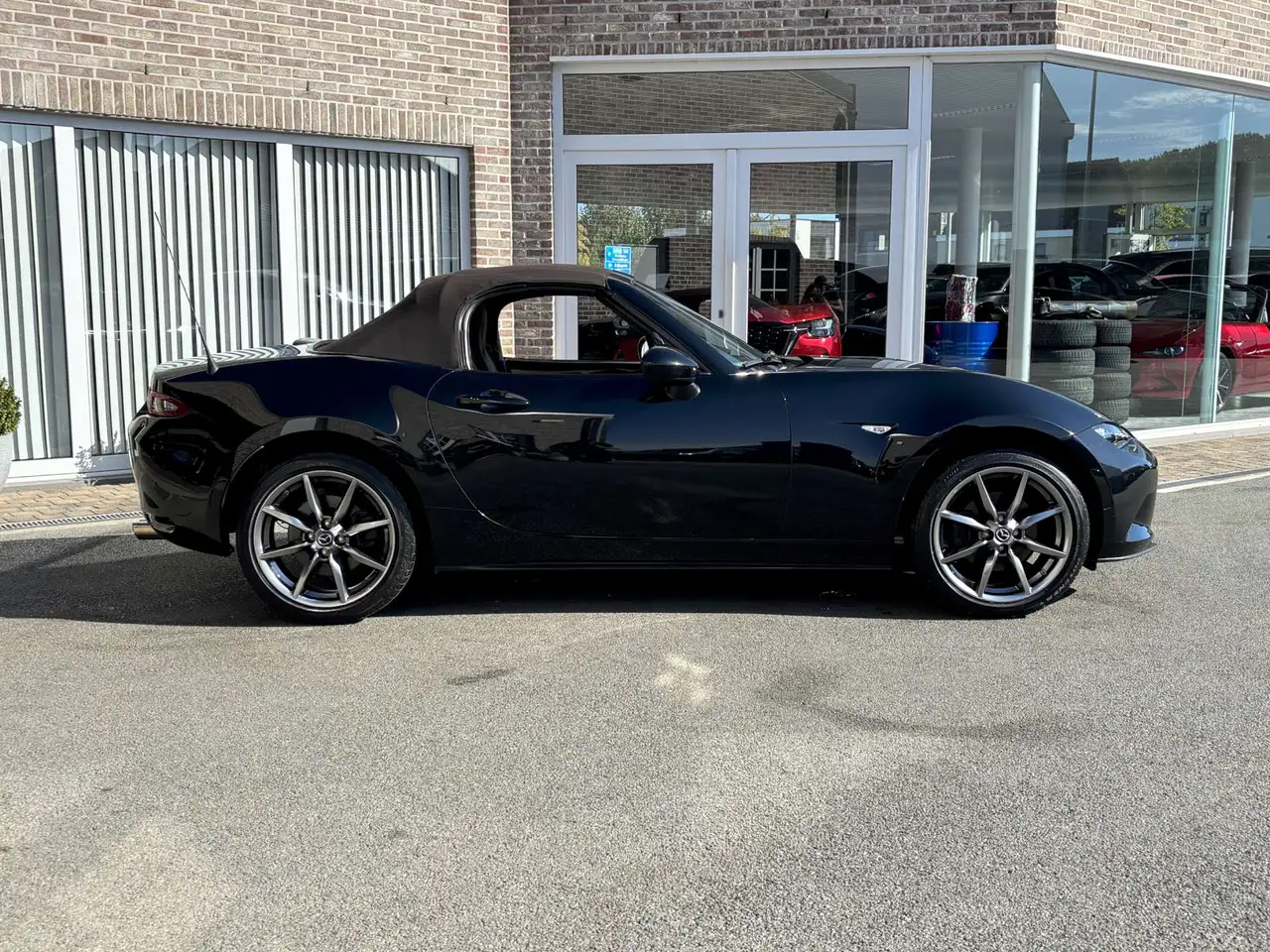 Mazda MX-5 - 9