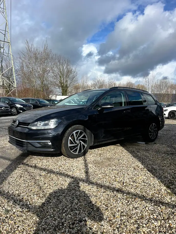 Volkswagen Golf Variant - 3