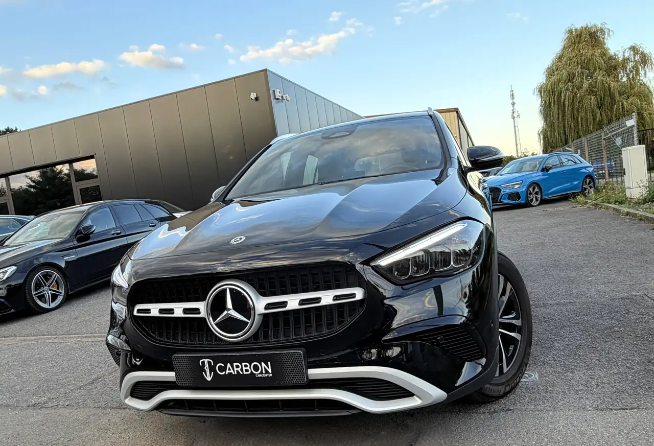 Mercedes-Benz GLA 180 - 2
