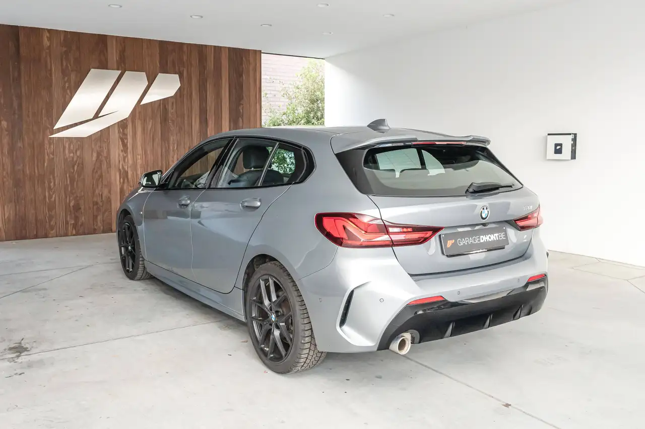 BMW 118 - 8