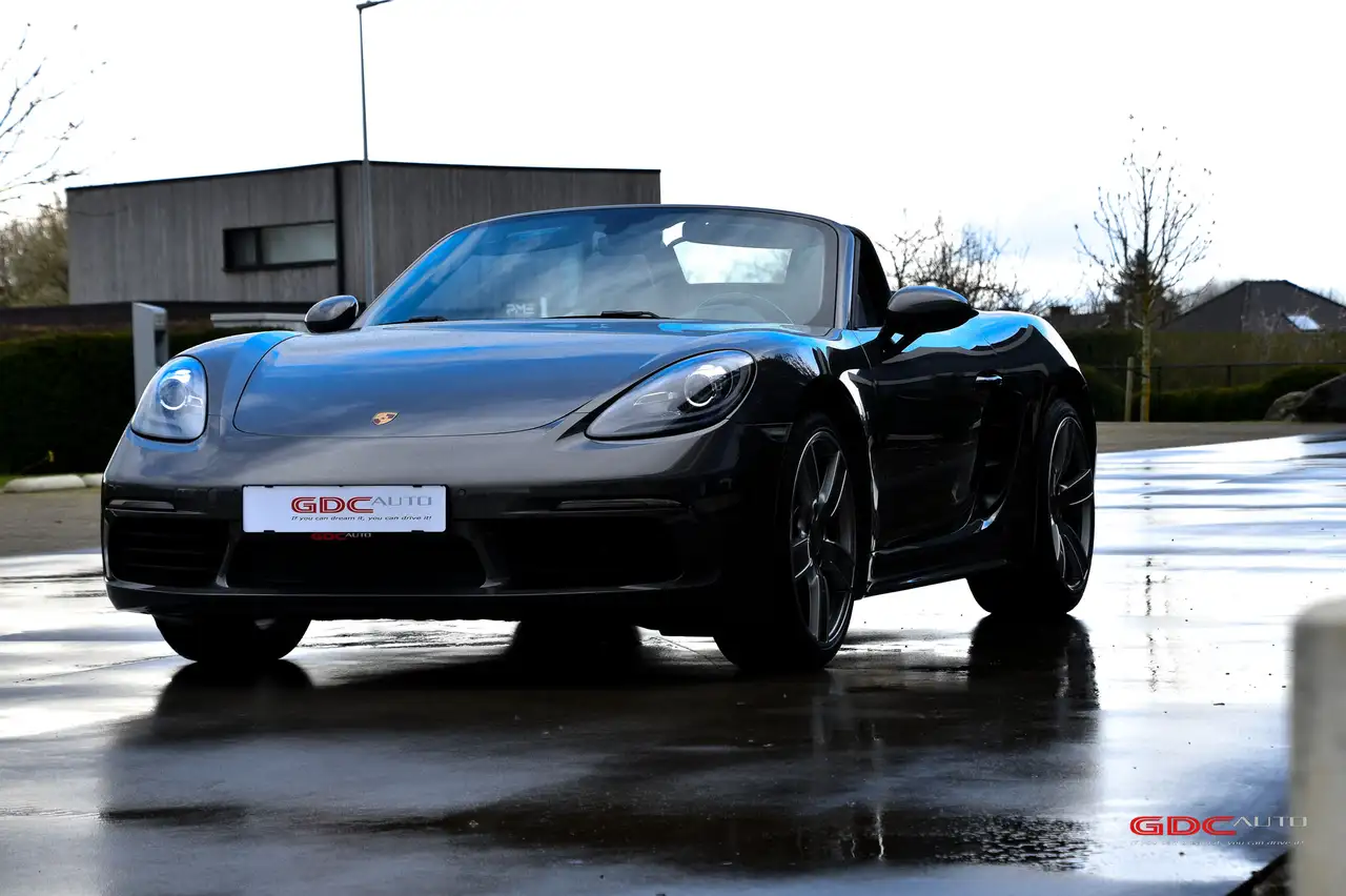 Porsche Boxster - 7