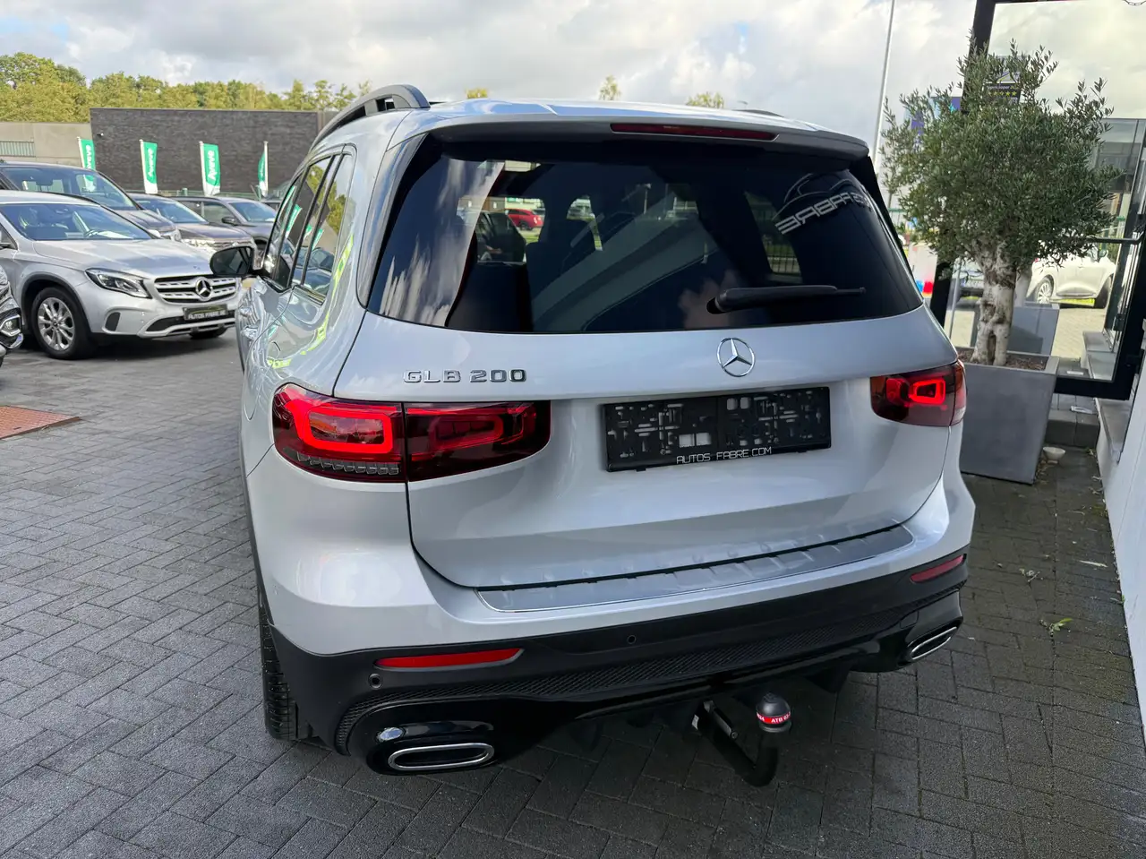Mercedes-Benz GLB 200 - 6