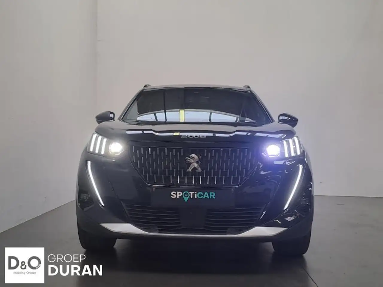 Peugeot 2008 - 8